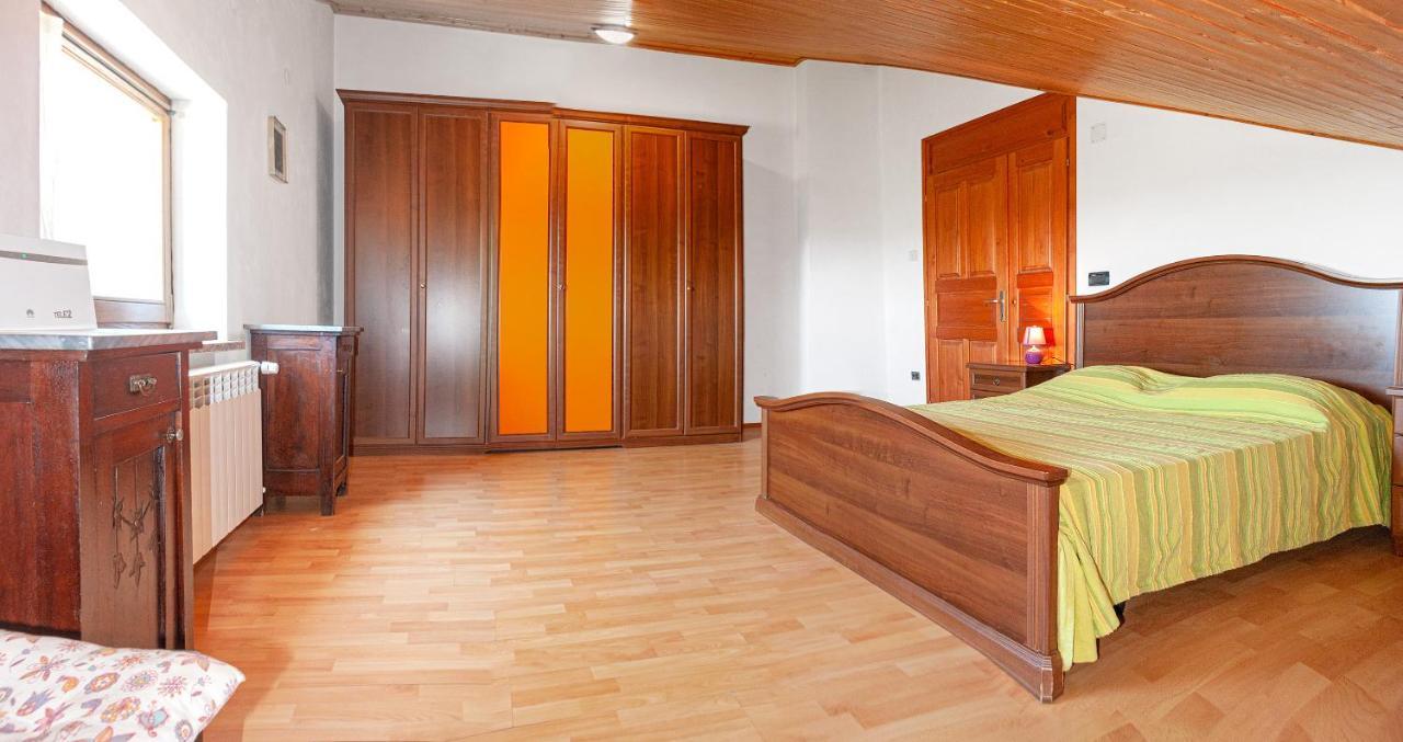 Rooms Agroturizam Romano บูเย ภายนอก รูปภาพ