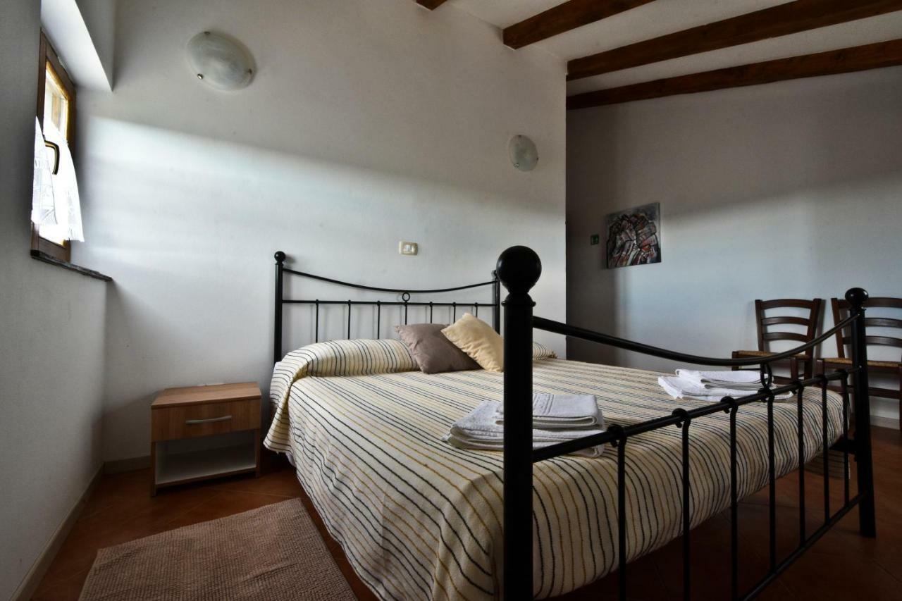 Rooms Agroturizam Romano บูเย ภายนอก รูปภาพ